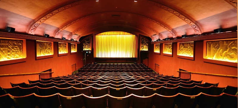 Londra'daki En Güzel Sinema ve Tiyatrolar
